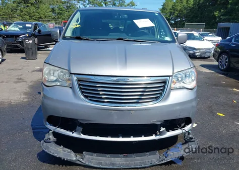 2016 Chrysler Town & Country Touring z USA, uszkodzony, nr VIN 2C4RC1BG0GR159275